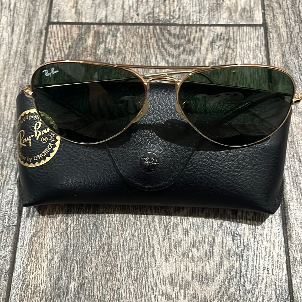Ray ban aviator